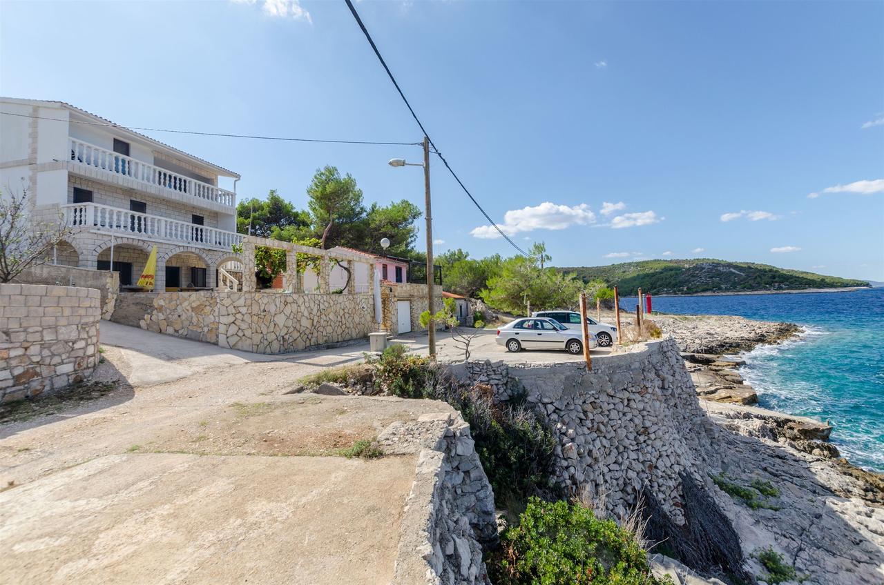 Apartment Barba Rogač Екстериор снимка