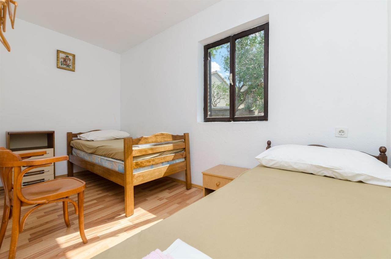 Apartment Barba Rogač Екстериор снимка